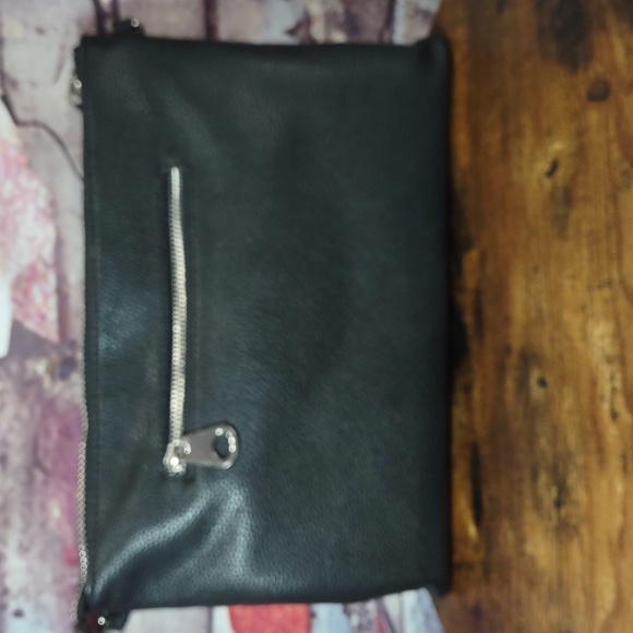Clutch/Crossbody Faux Leather Zipper Bag - Picture 4 of 5